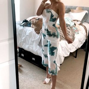 Strapless tropical romper / jumpsuit